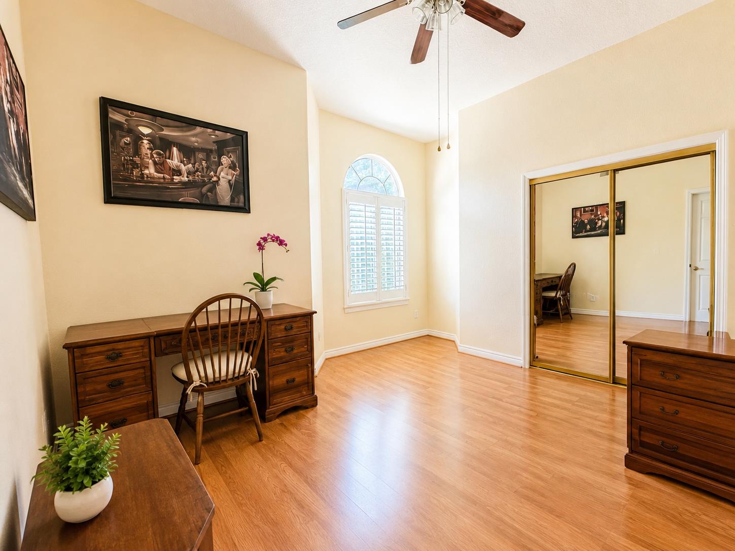 6313 N Gentry Ave, Fresno, CA 93711