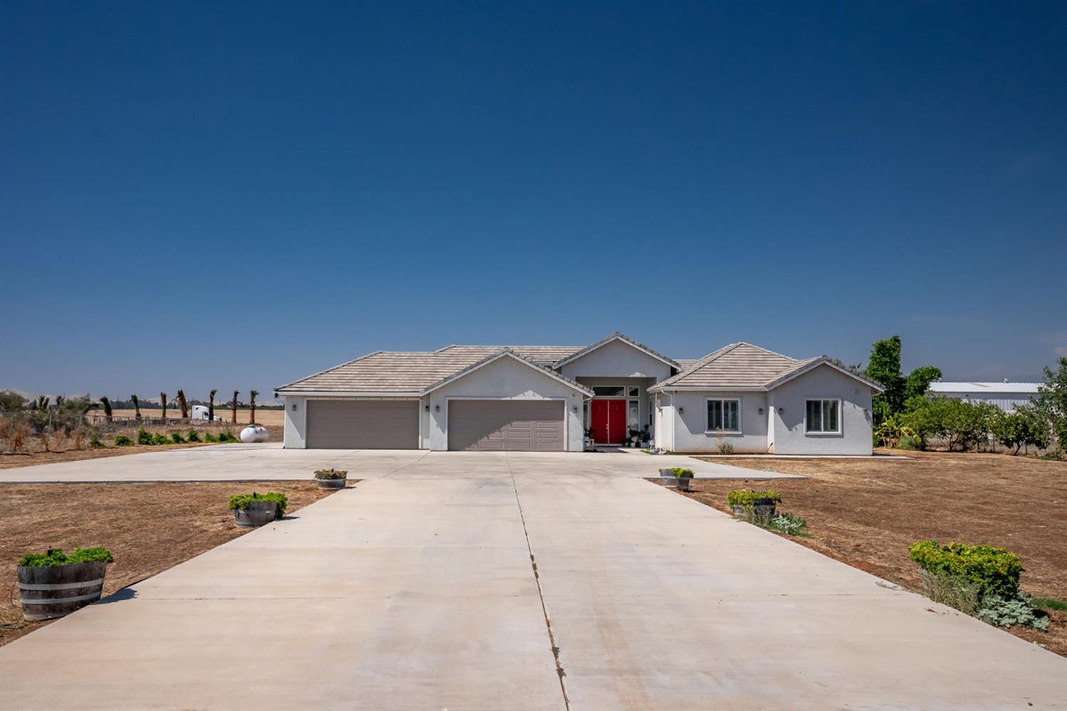 13212 E Shaw Ave, Sanger, CA 93657