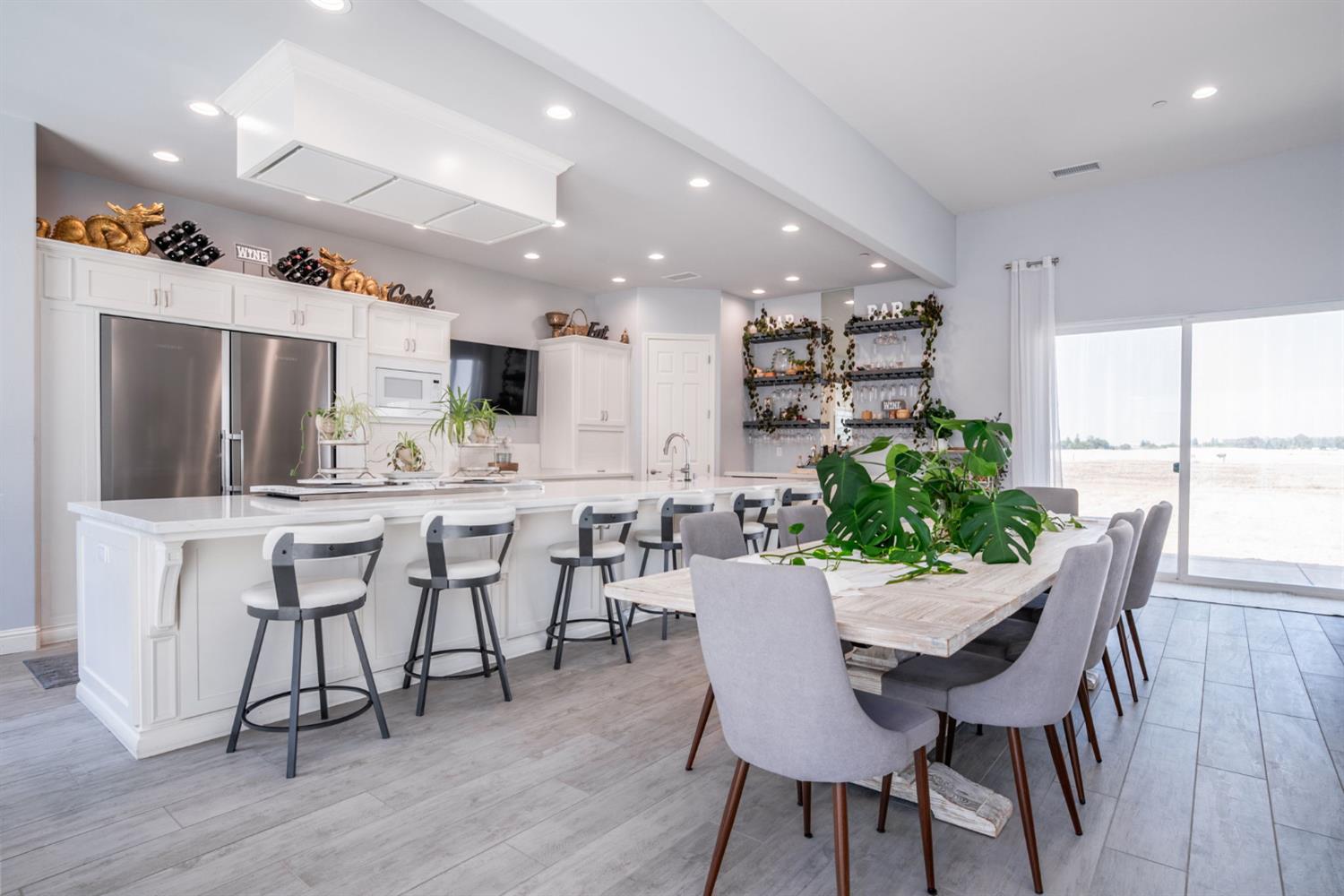 13212 E Shaw Ave, Sanger, CA 93657