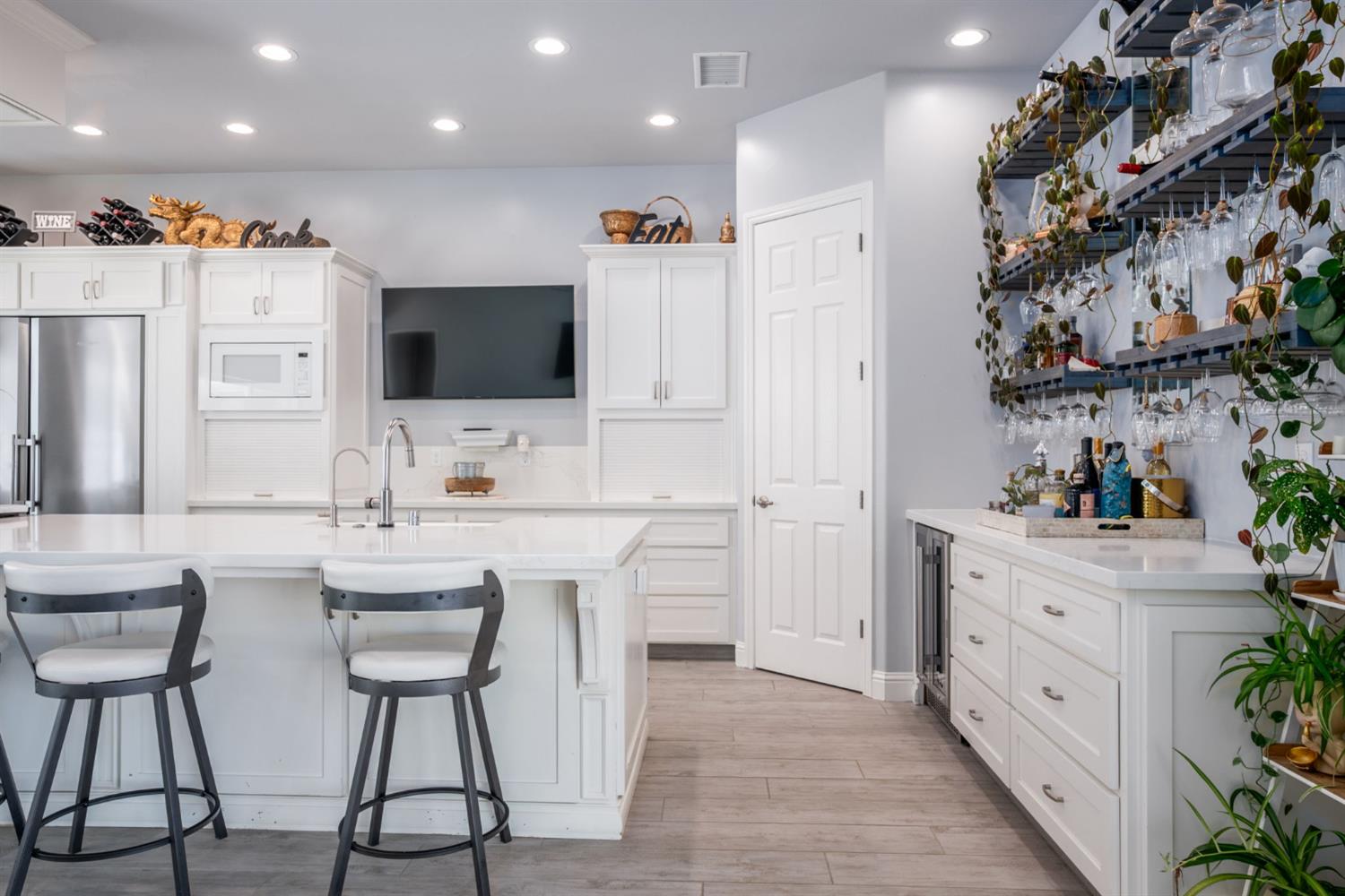 13212 E Shaw Ave, Sanger, CA 93657