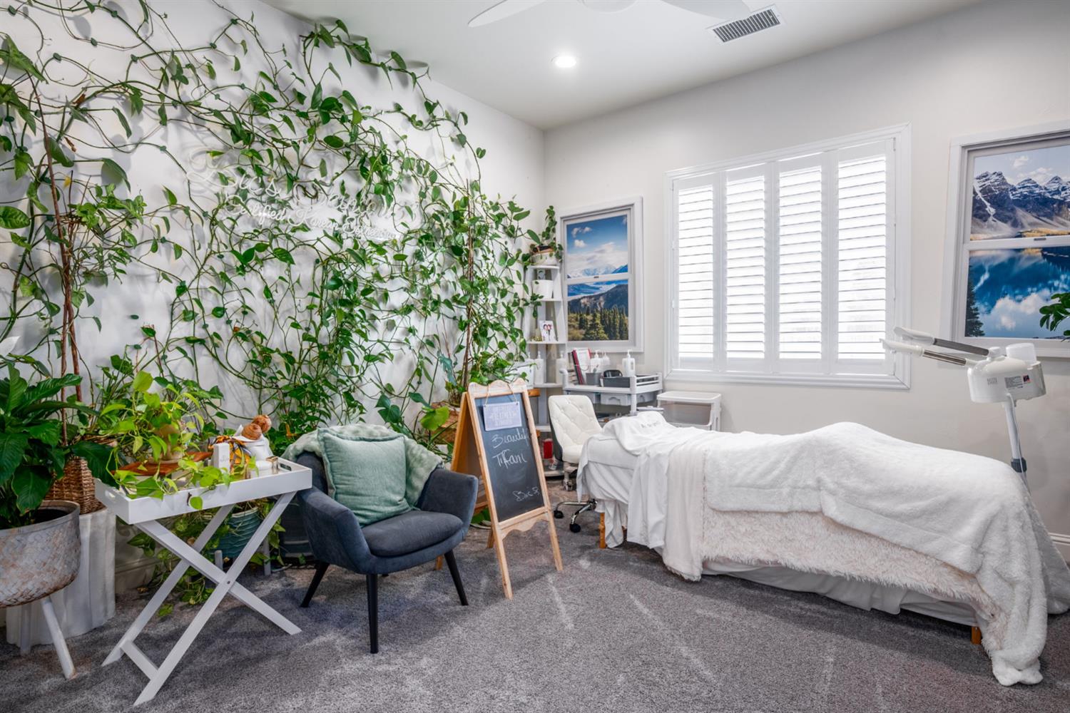 13212 E Shaw Ave, Sanger, CA 93657