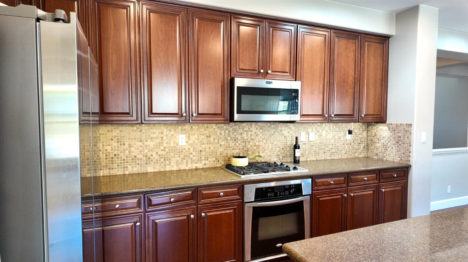 2297 S Adrian Ave, Fresno, CA 93727