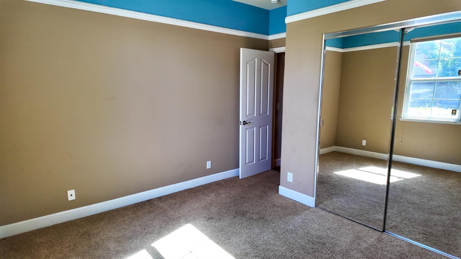 2297 S Adrian Ave, Fresno, CA 93727