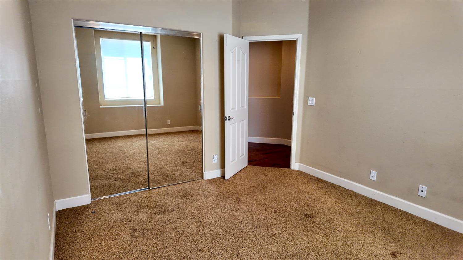 2297 S Adrian Ave, Fresno, CA 93727
