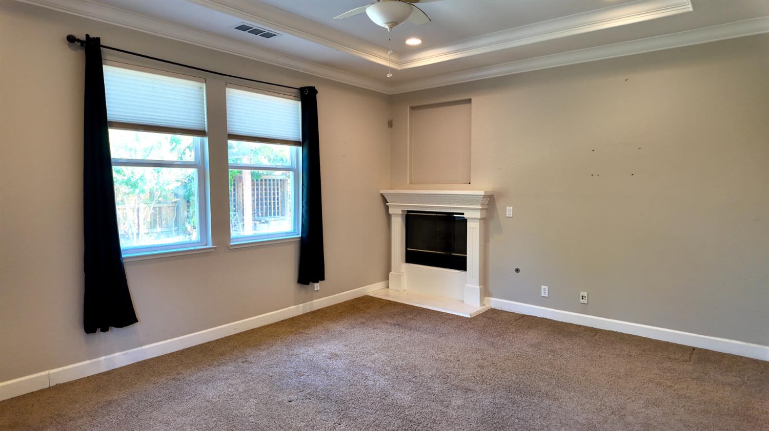 2297 S Adrian Ave, Fresno, CA 93727