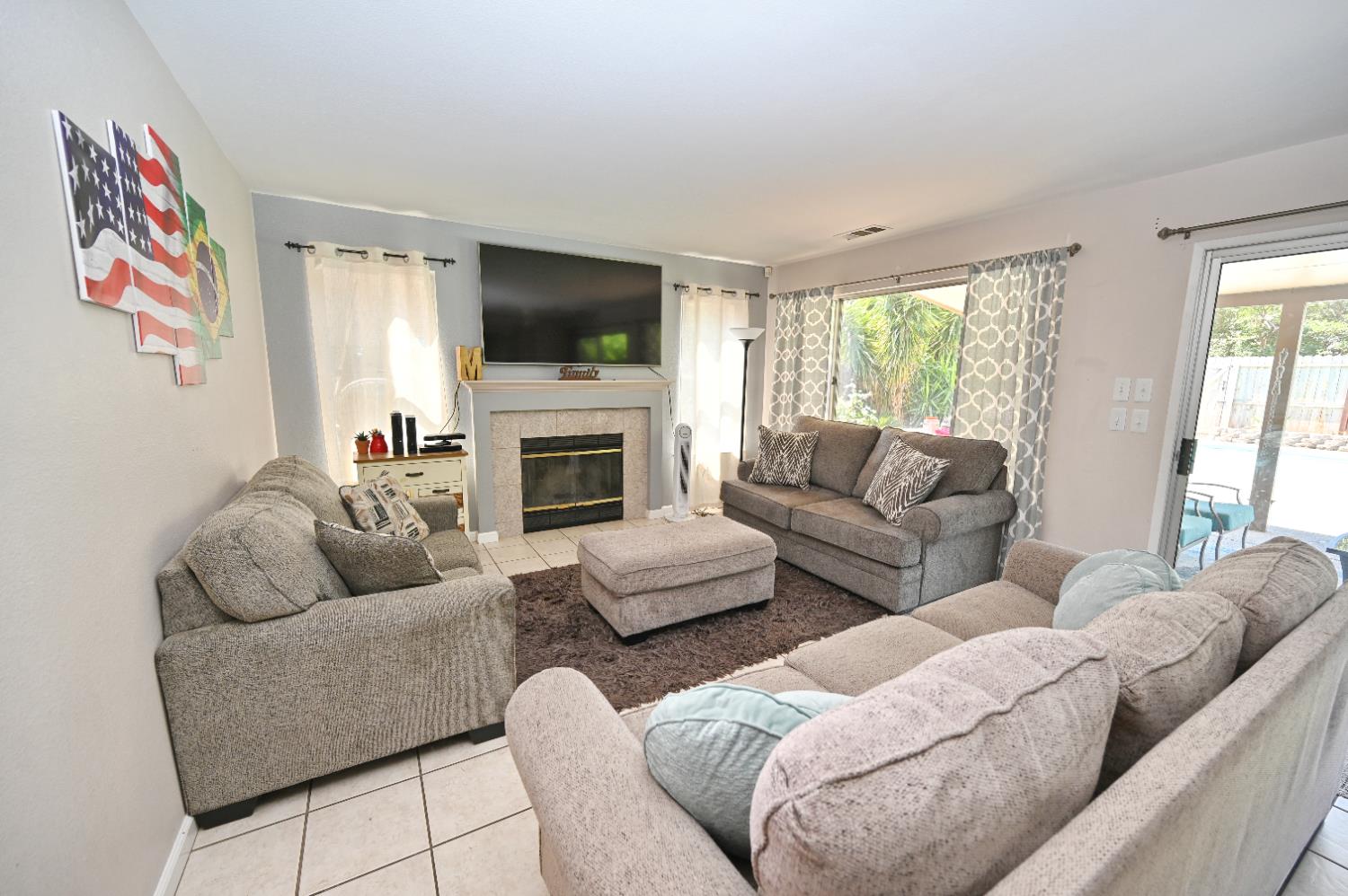 870 N Bush Ave, Clovis, CA 93611