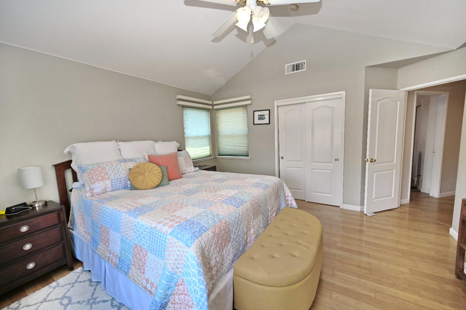 870 N Bush Ave, Clovis, CA 93611