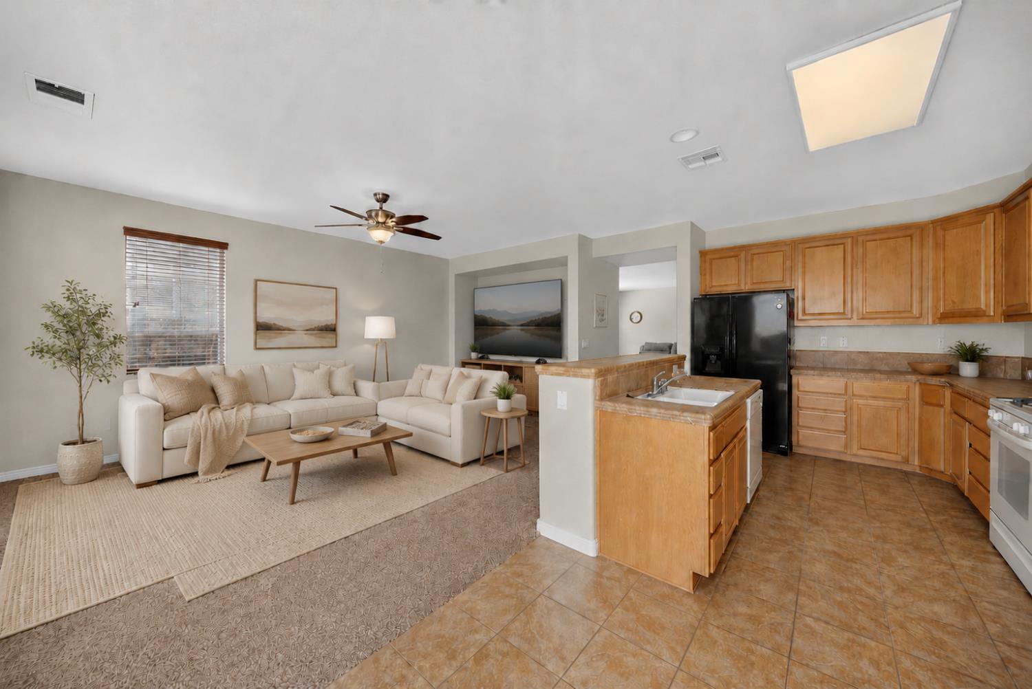 953 Chianti Cir, Coalinga, CA 93210