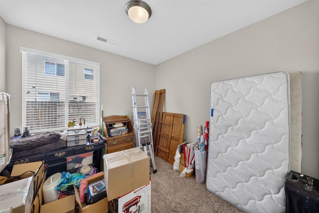 953 Chianti Cir, Coalinga, CA 93210