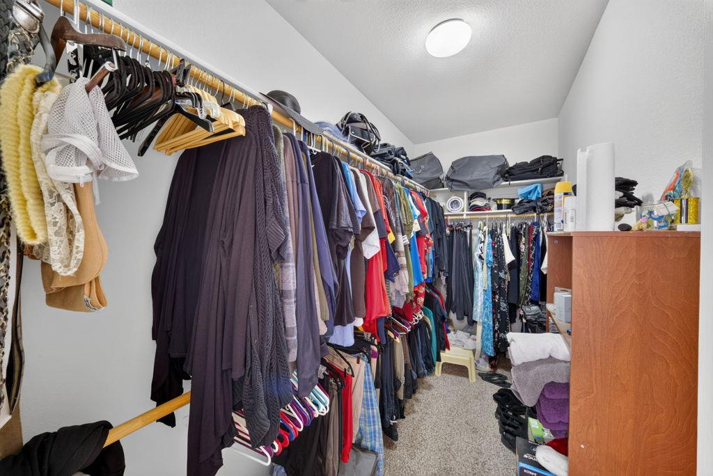 953 Chianti Cir, Coalinga, CA 93210