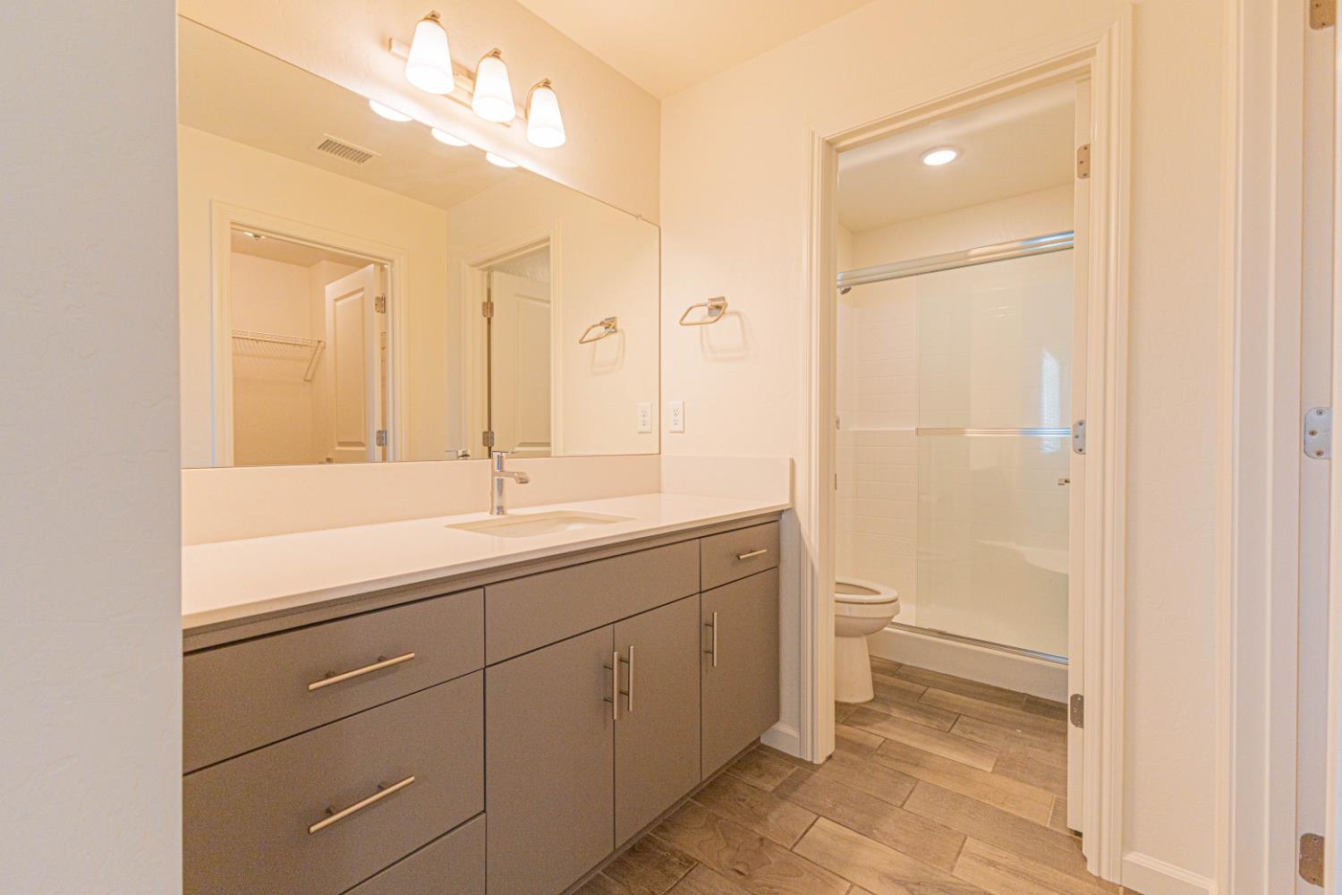 3707 Graystoke Way, Clovis, CA 93619