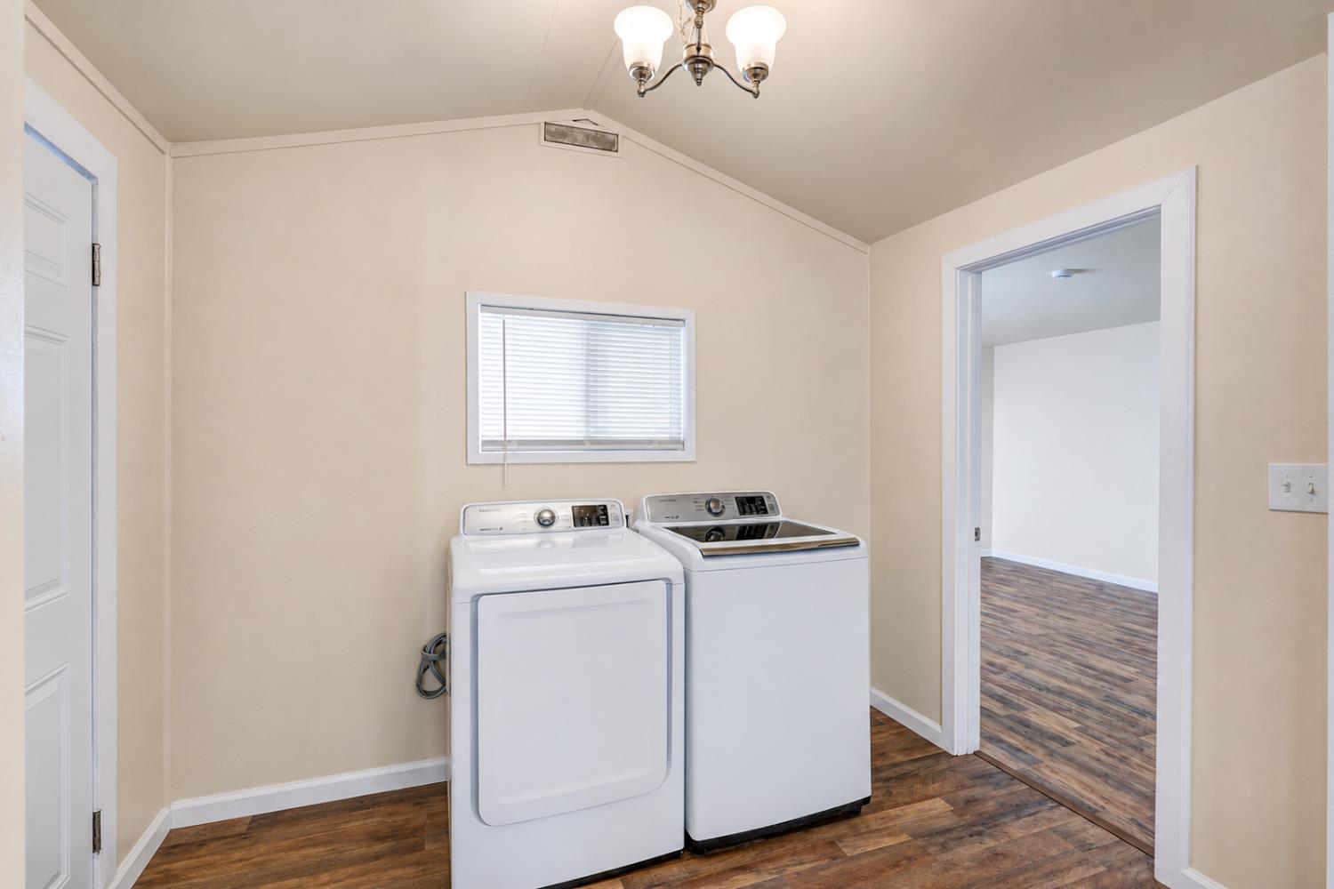 828 W 23rd St, Merced, CA 95340