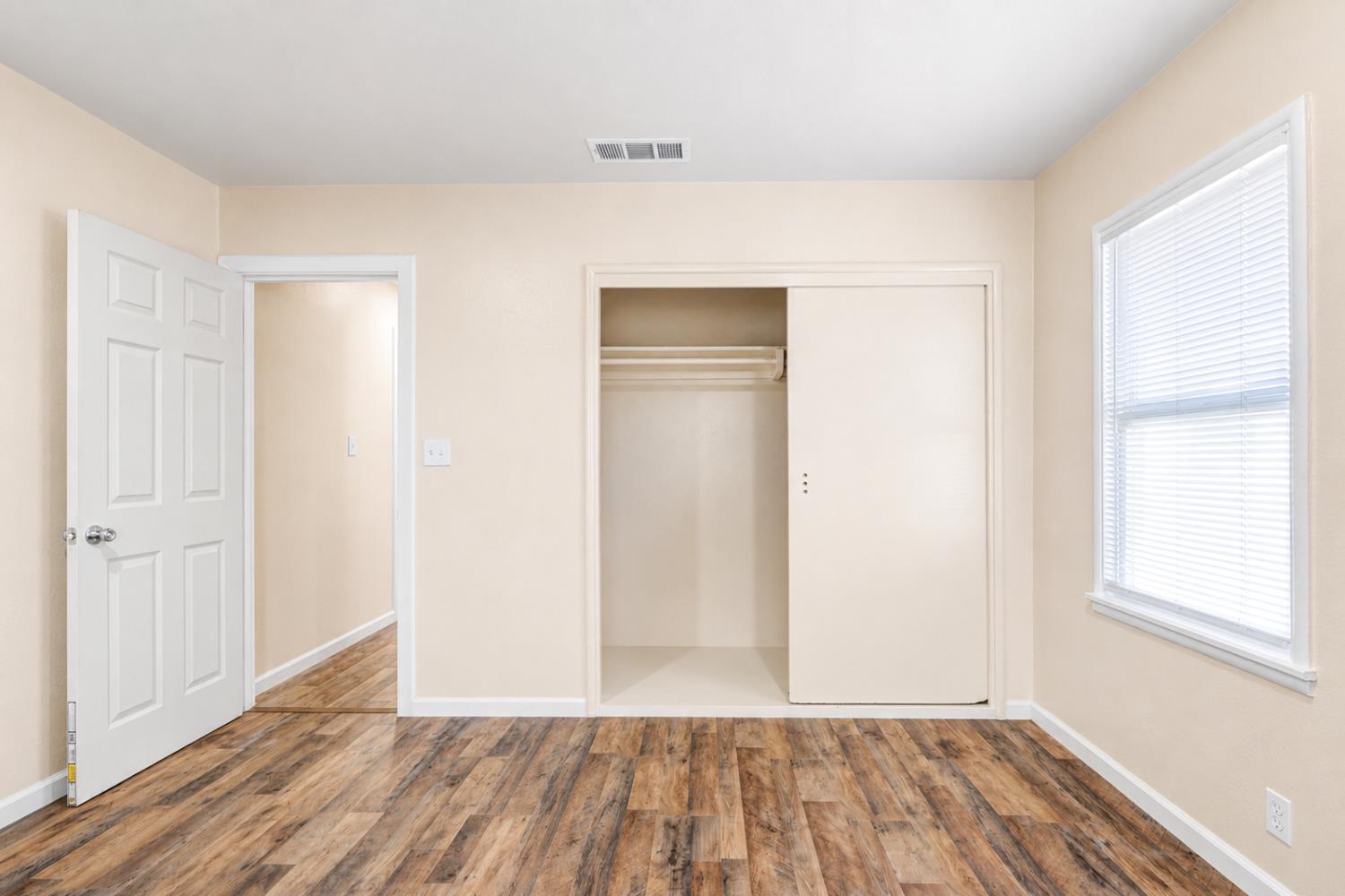 828 W 23rd St, Merced, CA 95340