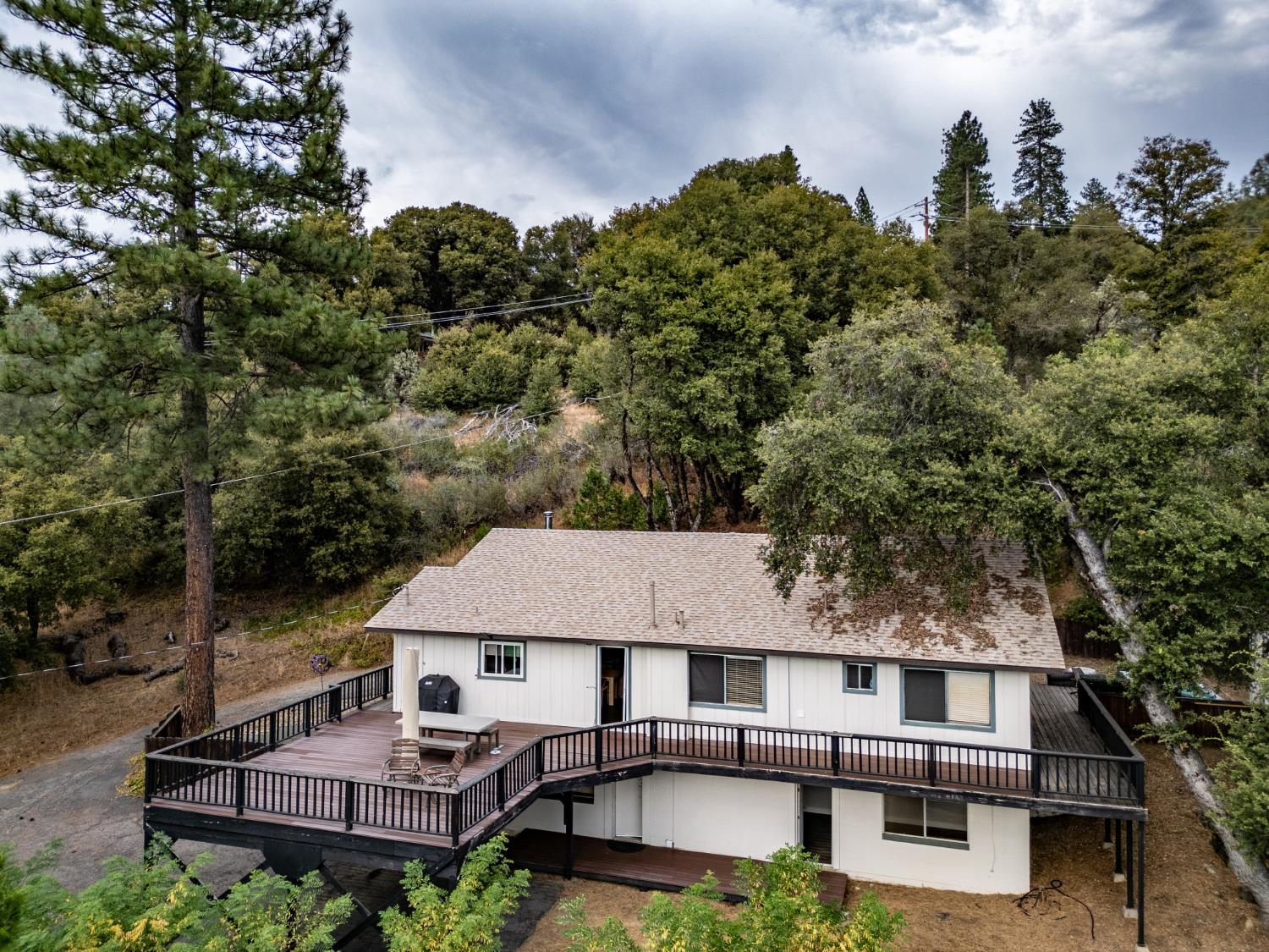 51591 Ponderosa Way, Oakhurst, CA 93644