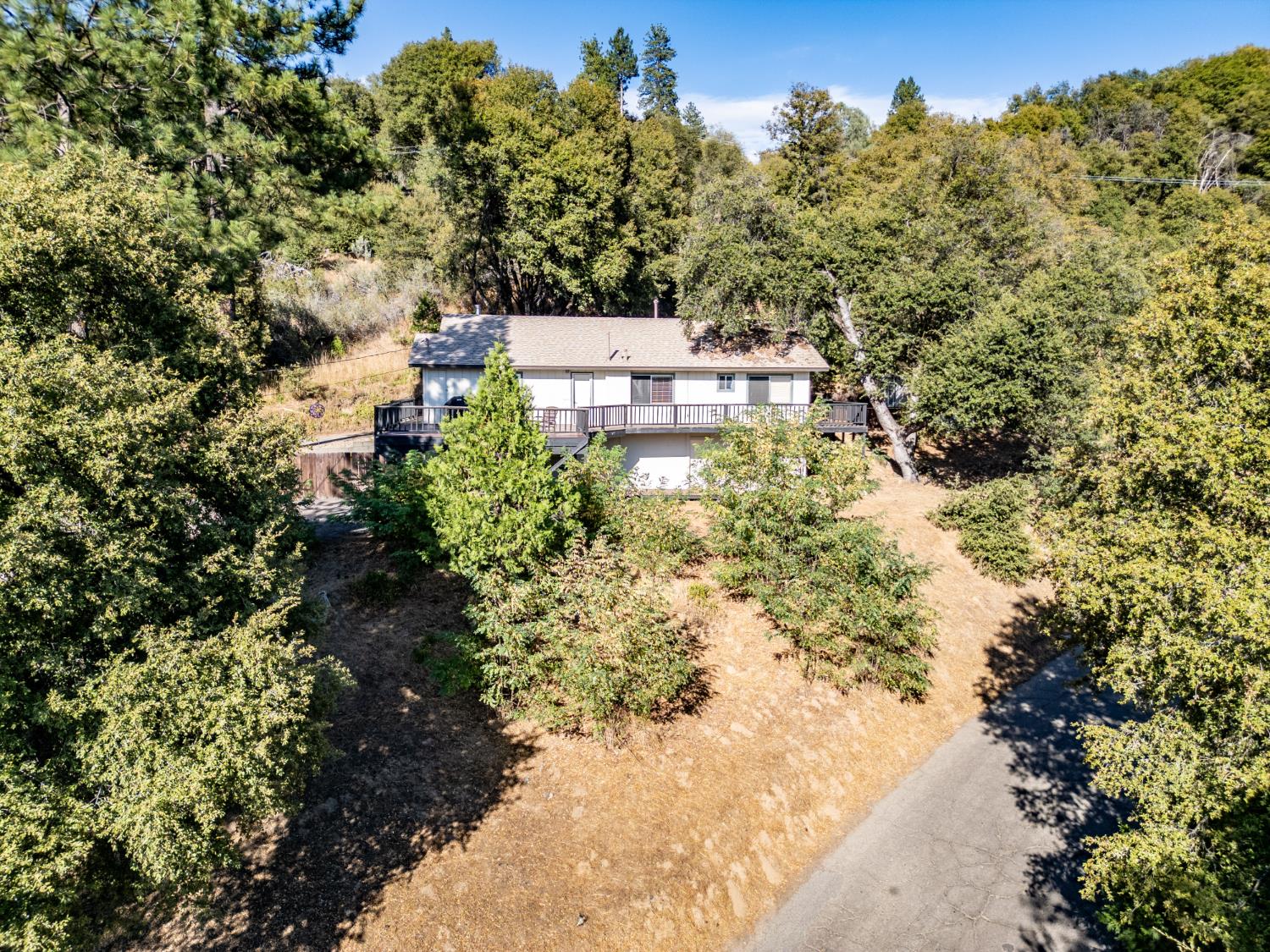 51591 Ponderosa Way, Oakhurst, CA 93644