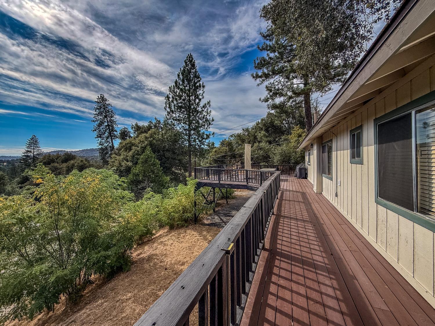 51591 Ponderosa Way, Oakhurst, CA 93644