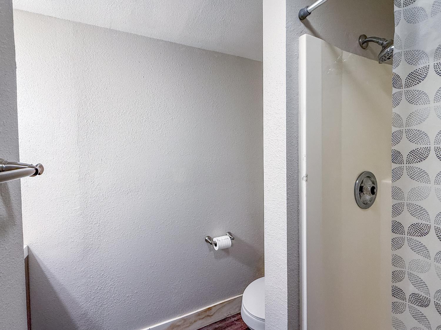 51591 Ponderosa Way, Oakhurst, CA 93644