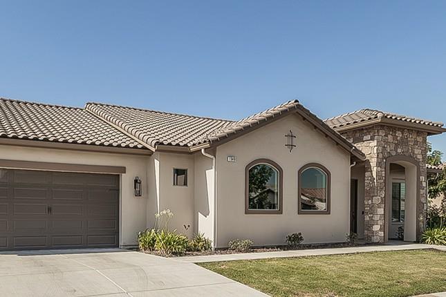 1940 Solig Ave, Kingsburg, CA 93631
