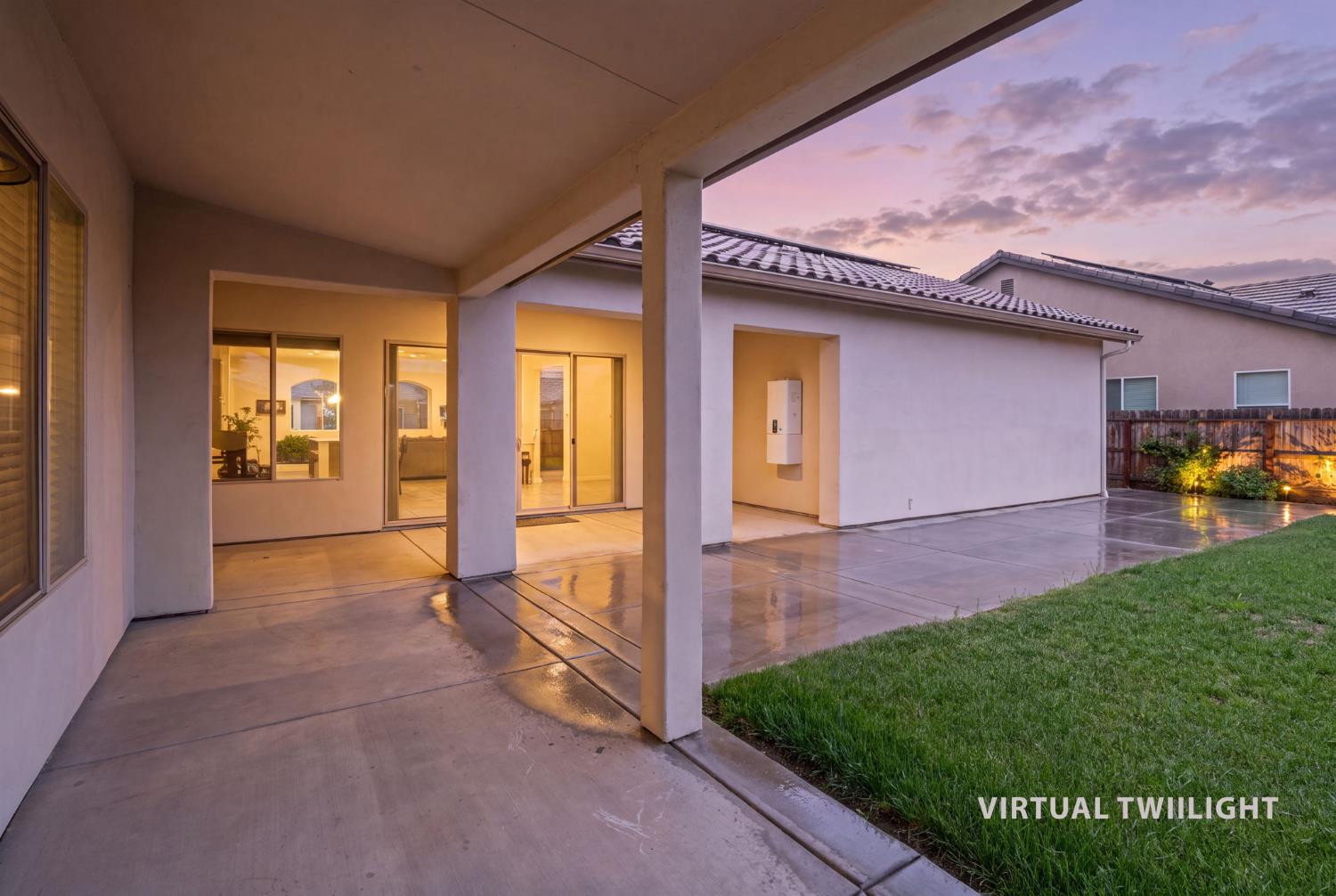 1940 Solig Ave, Kingsburg, CA 93631