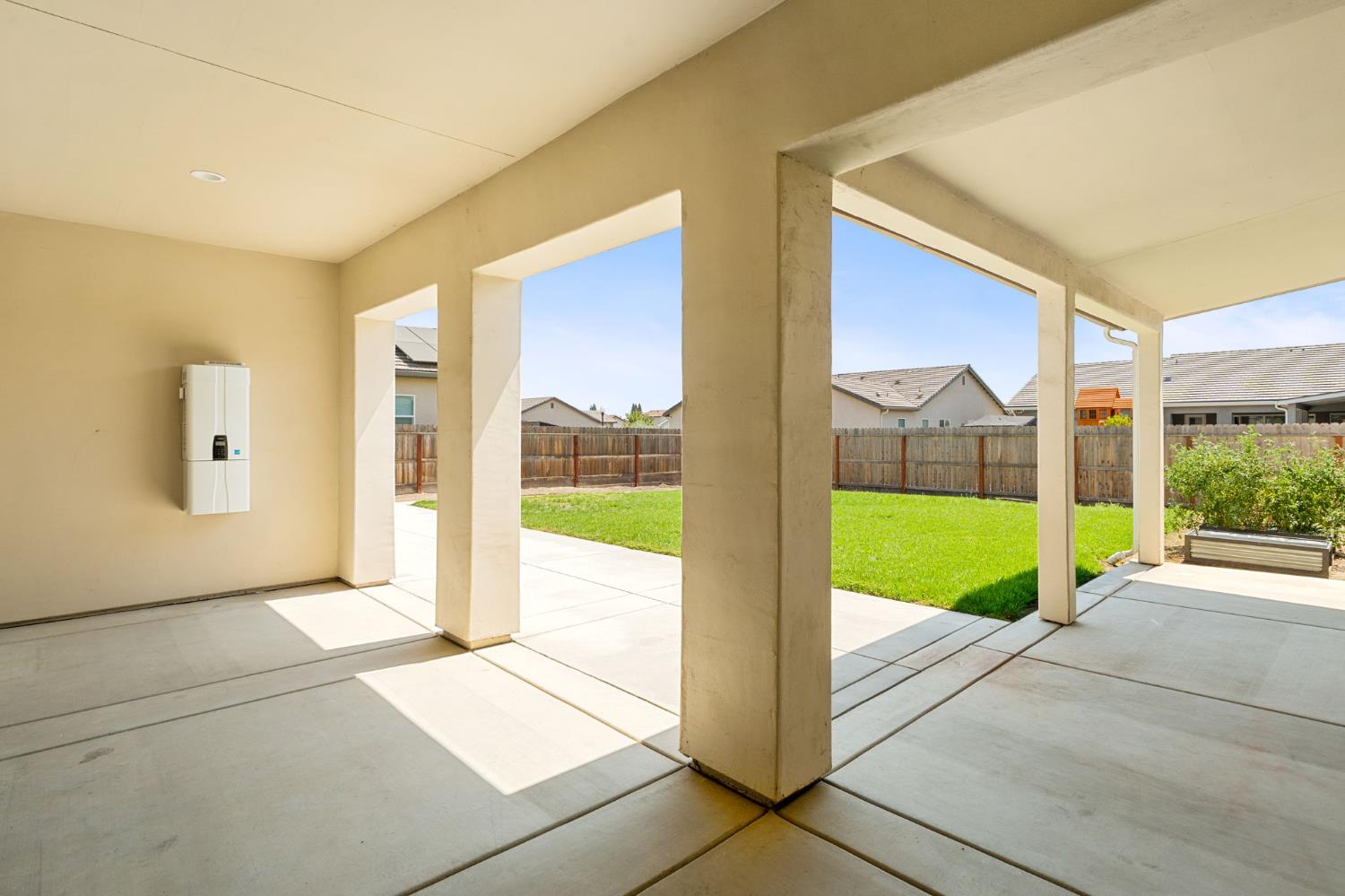 1940 Solig Ave, Kingsburg, CA 93631