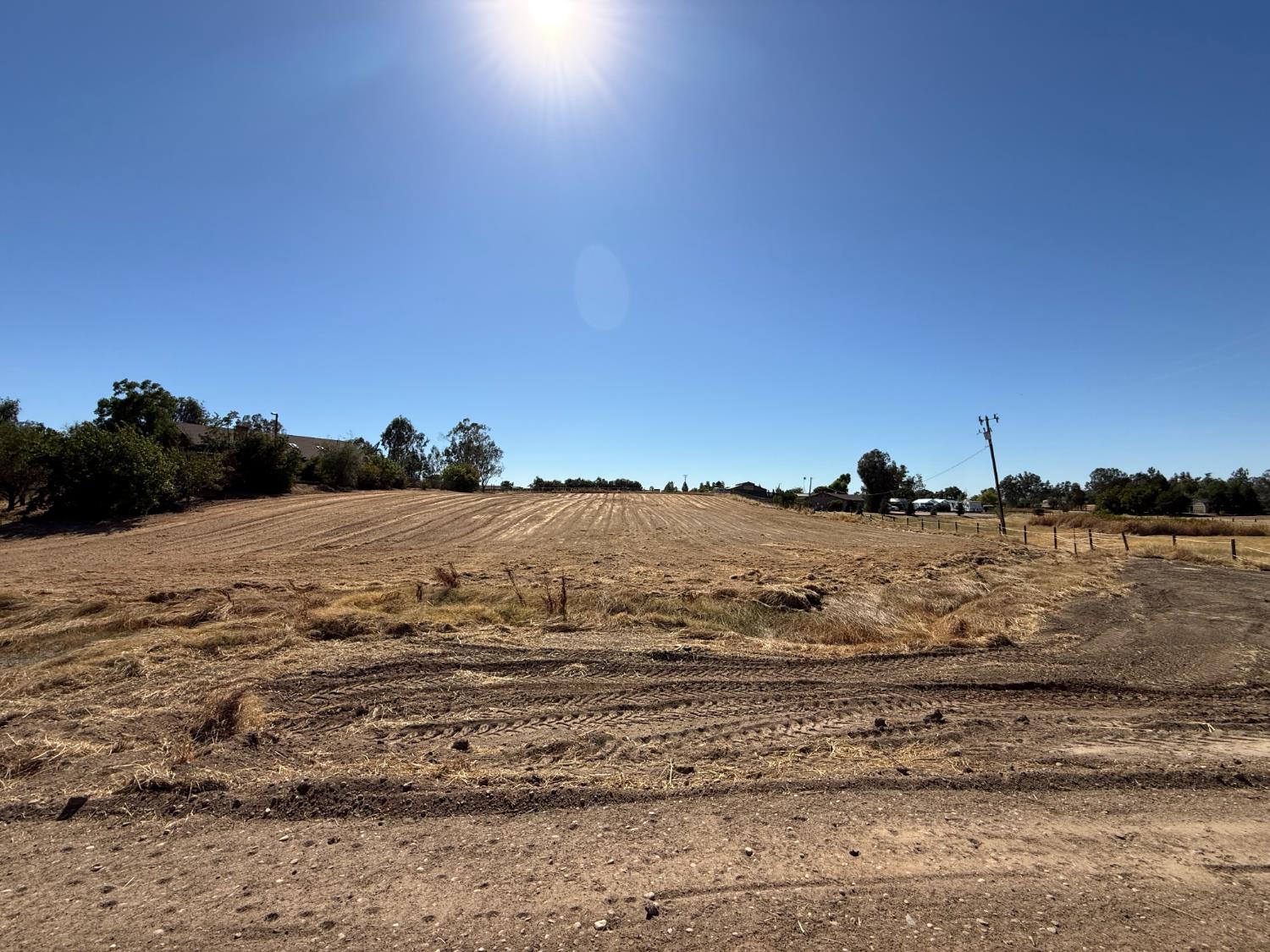 1 Brookhill Road, Madera, CA 93636