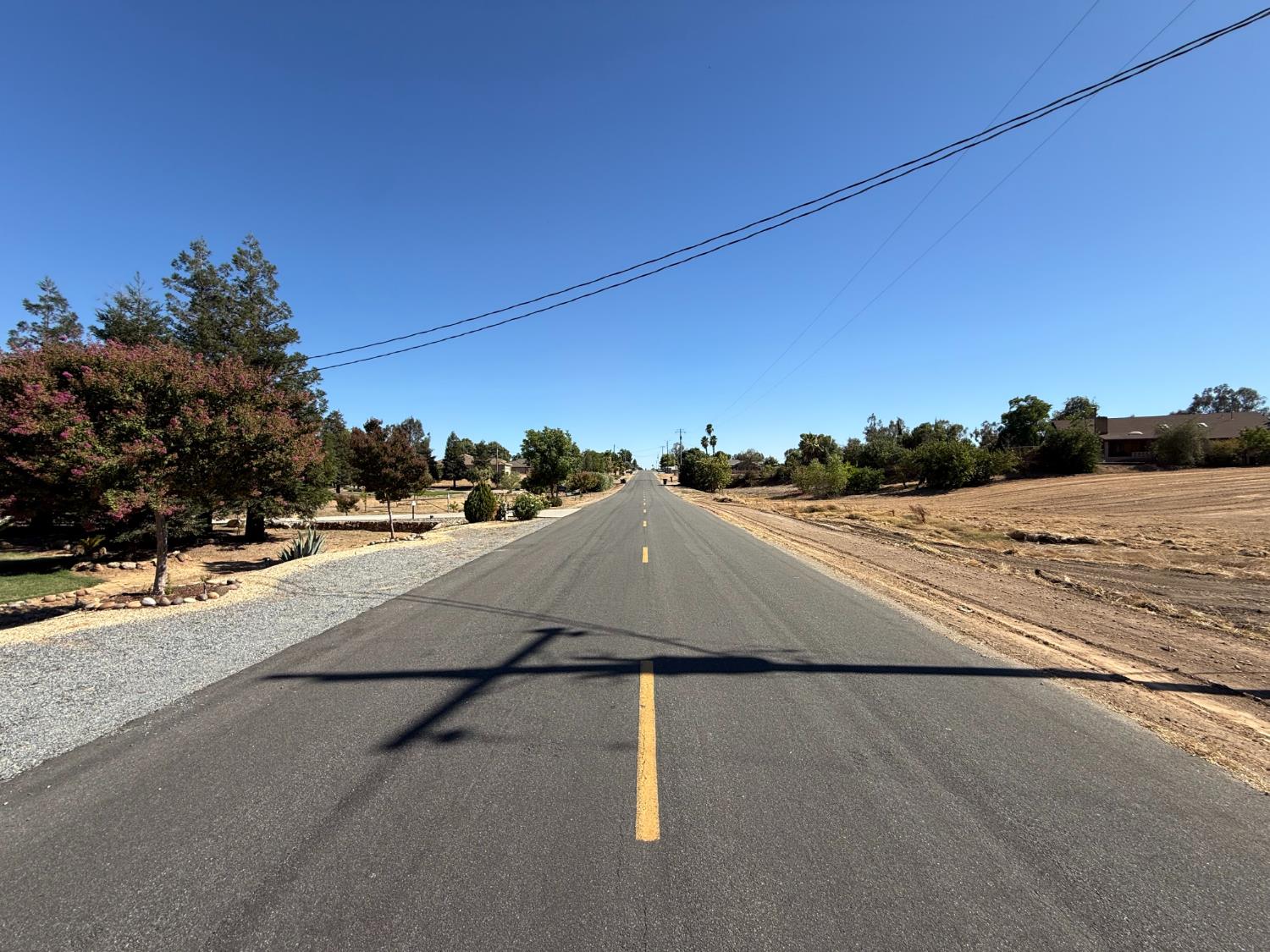 1 Brookhill Road, Madera, CA 93636