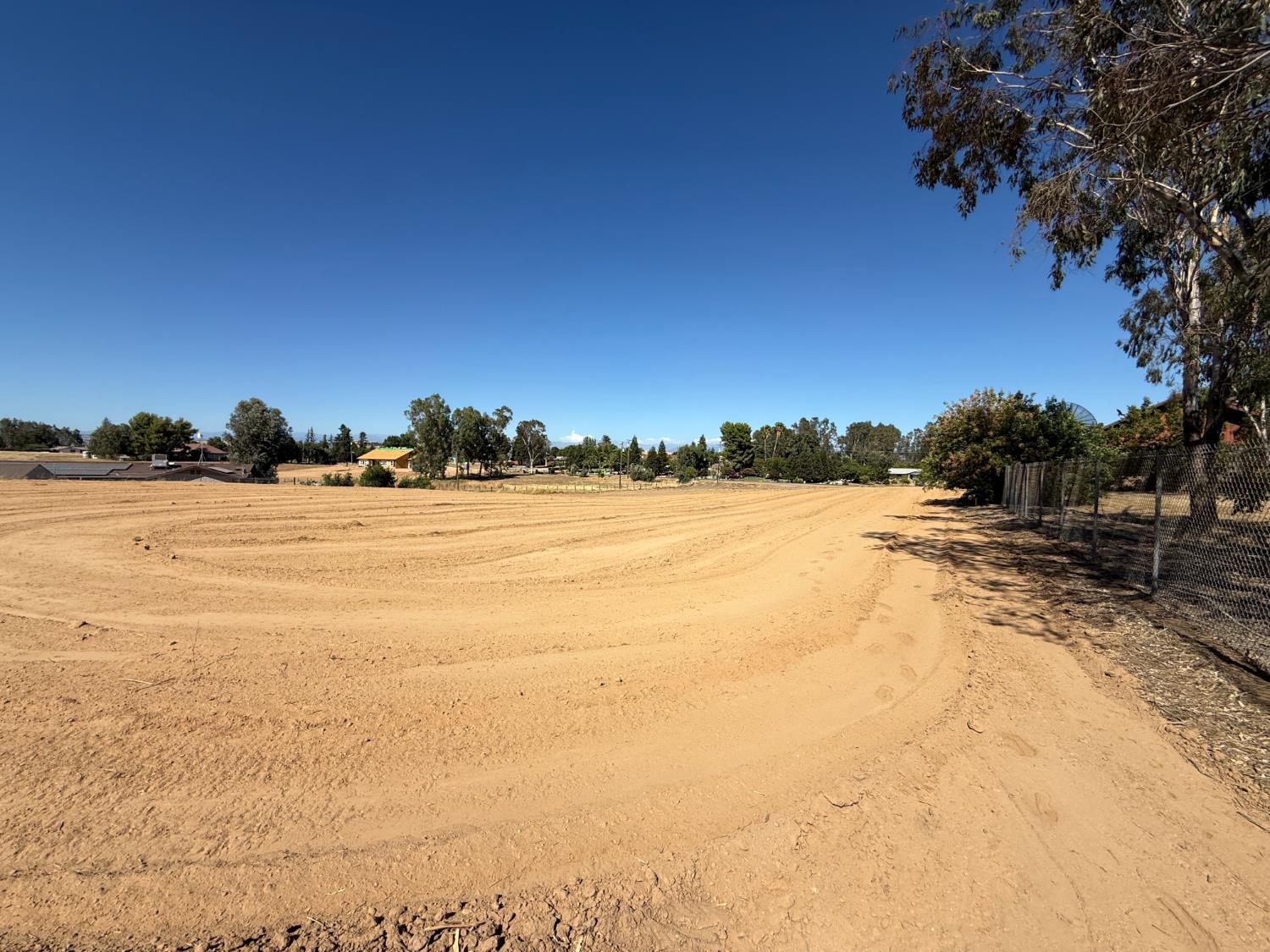 1 Brookhill Road, Madera, CA 93636