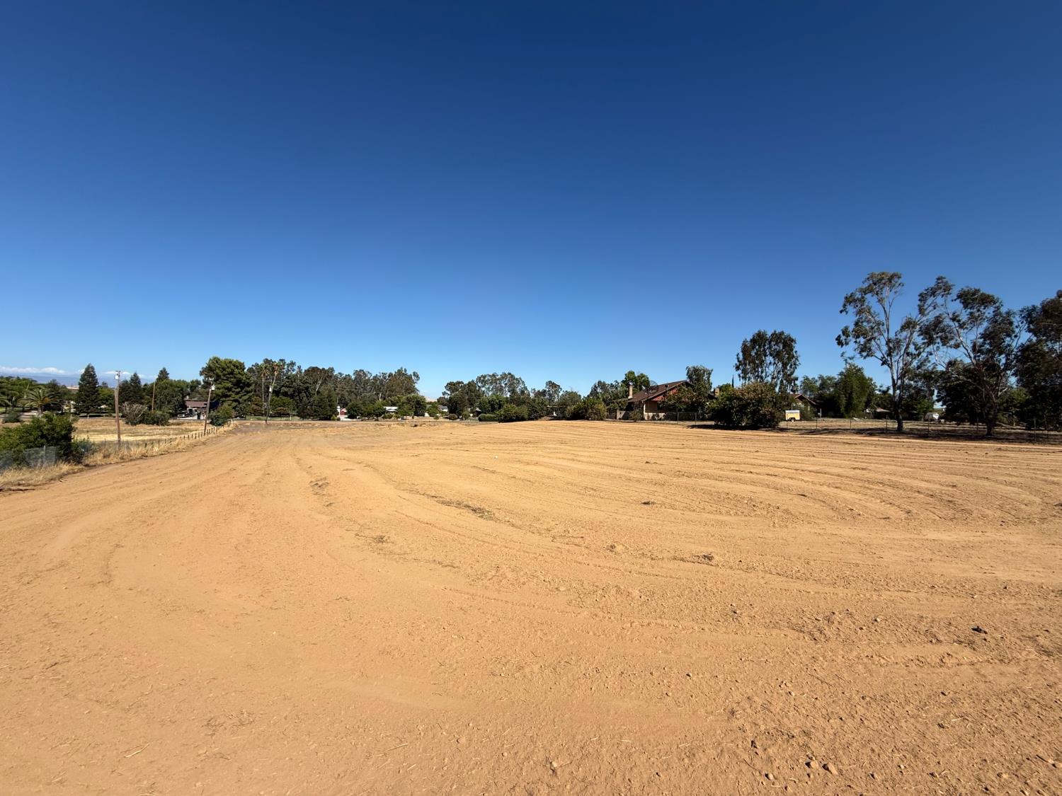 1 Brookhill Road, Madera, CA 93636