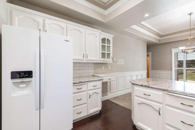 175 N Burgan Ave, Clovis, CA 93611