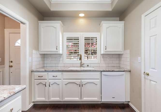 175 N Burgan Ave, Clovis, CA 93611