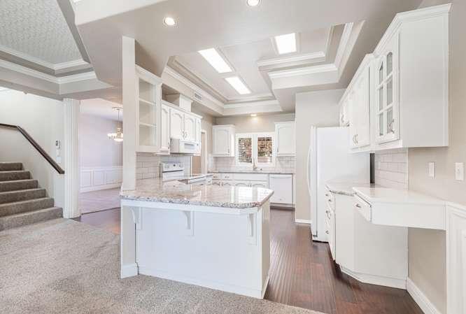 175 N Burgan Ave, Clovis, CA 93611