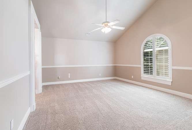 175 N Burgan Ave, Clovis, CA 93611