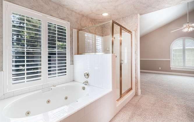 175 N Burgan Ave, Clovis, CA 93611