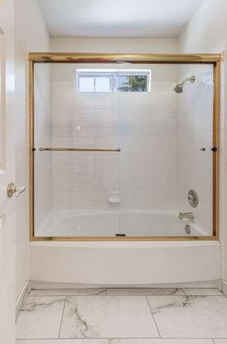 175 N Burgan Ave, Clovis, CA 93611