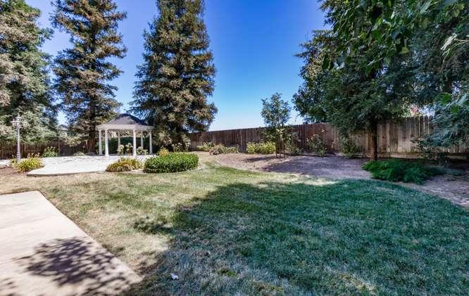 175 N Burgan Ave, Clovis, CA 93611