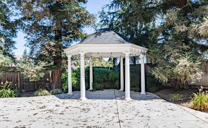 175 N Burgan Ave, Clovis, CA 93611
