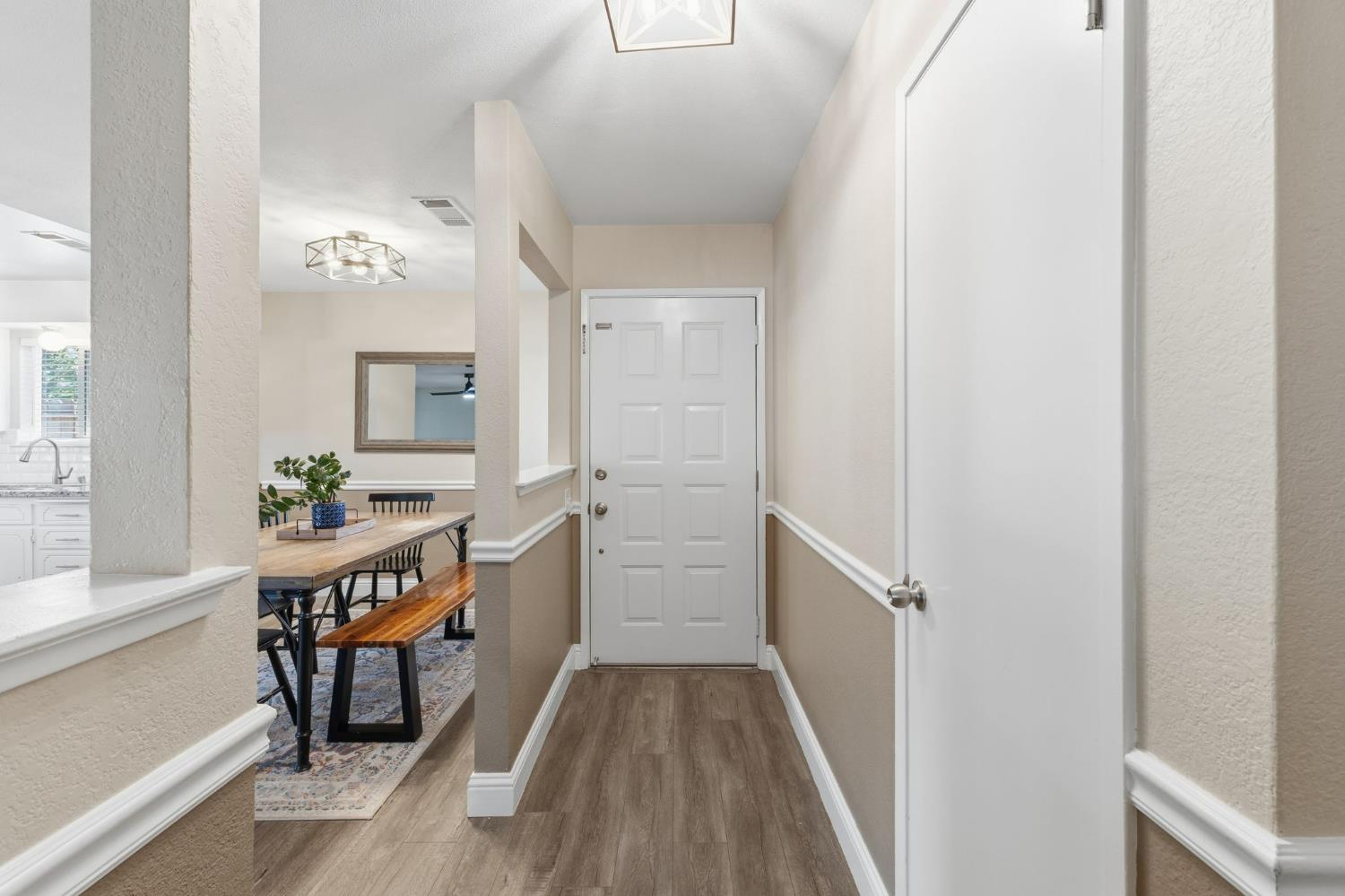 5493 E Iowa Ave, Fresno, CA 93727