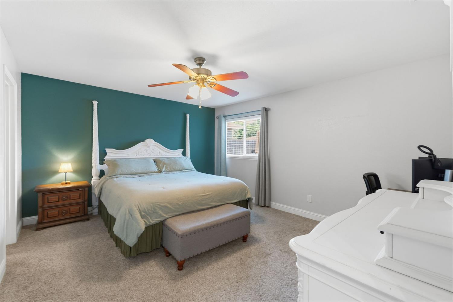 5493 E Iowa Ave, Fresno, CA 93727
