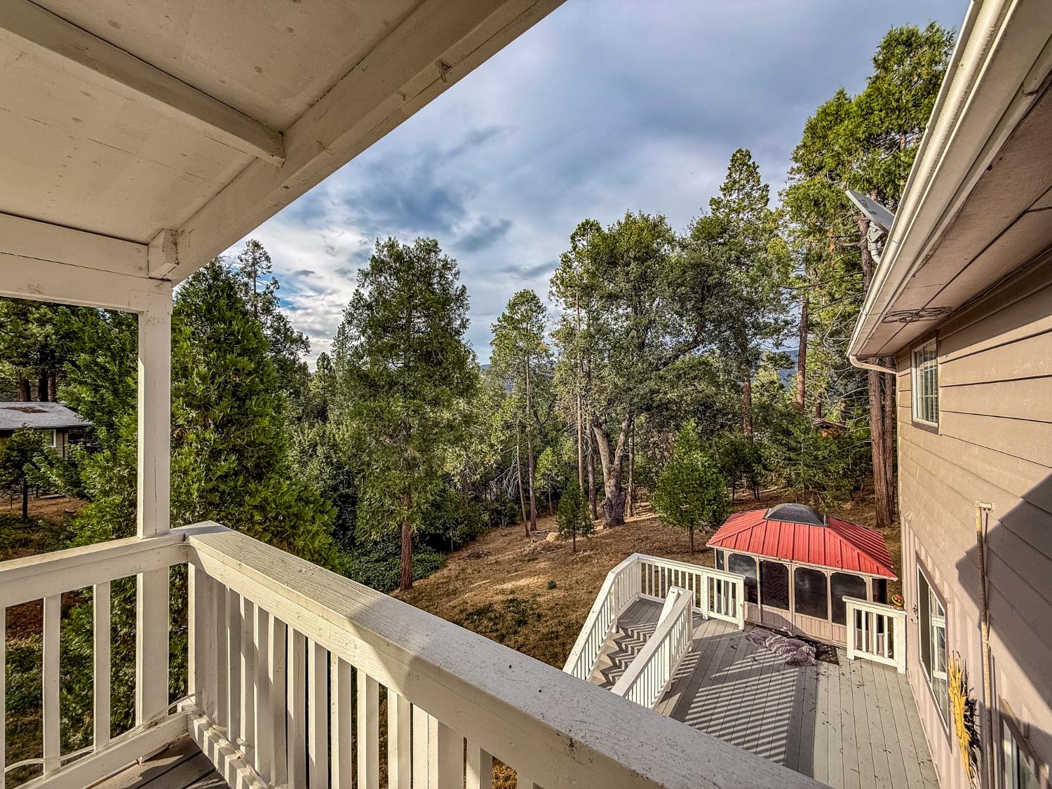 39314 Manzanita Dr, Oakhurst, CA 93644
