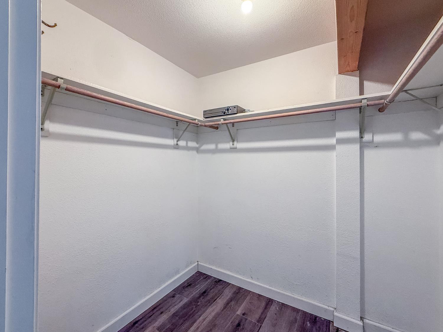 39314 Manzanita Dr, Oakhurst, CA 93644