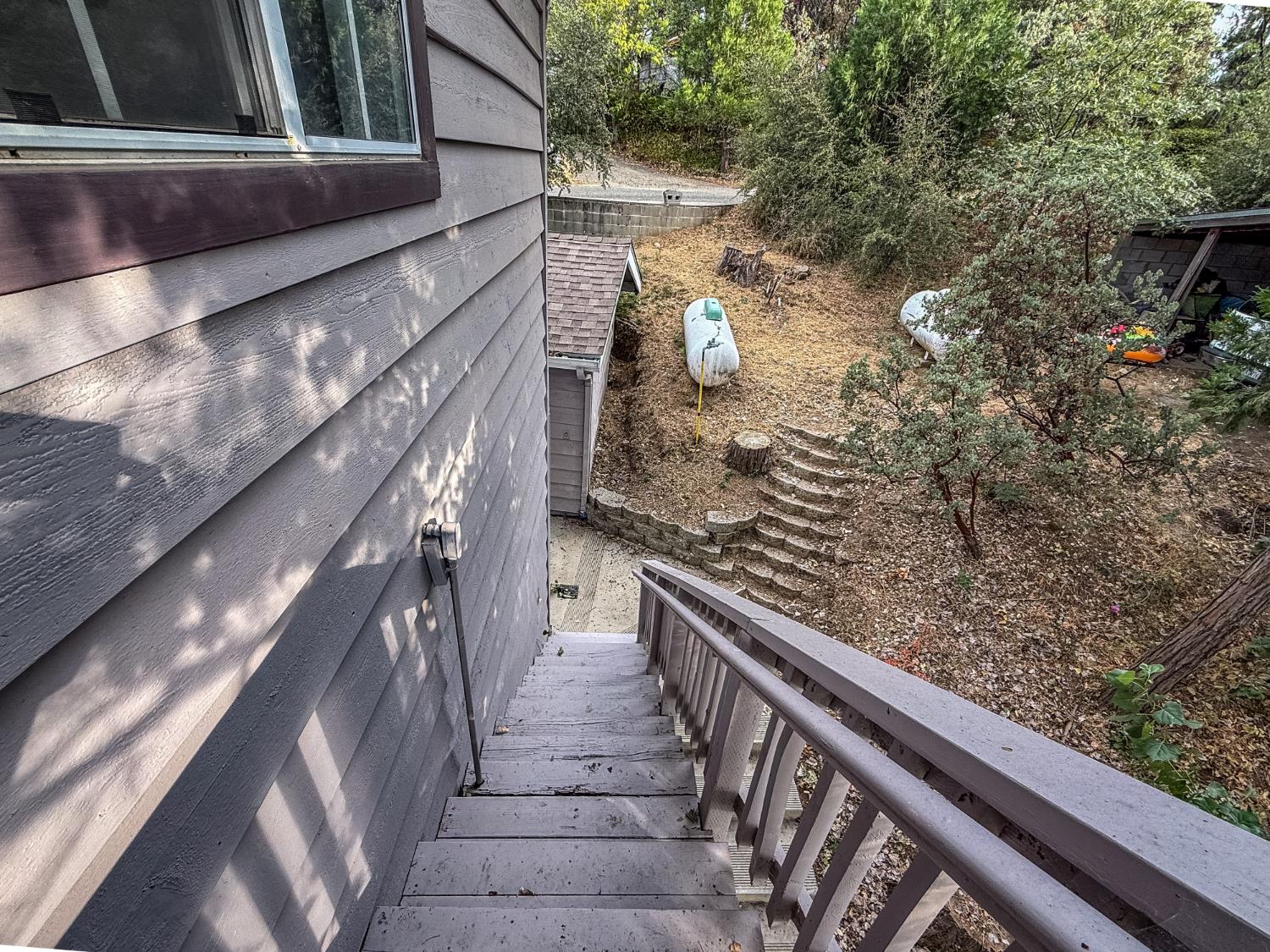 39314 Manzanita Dr, Oakhurst, CA 93644