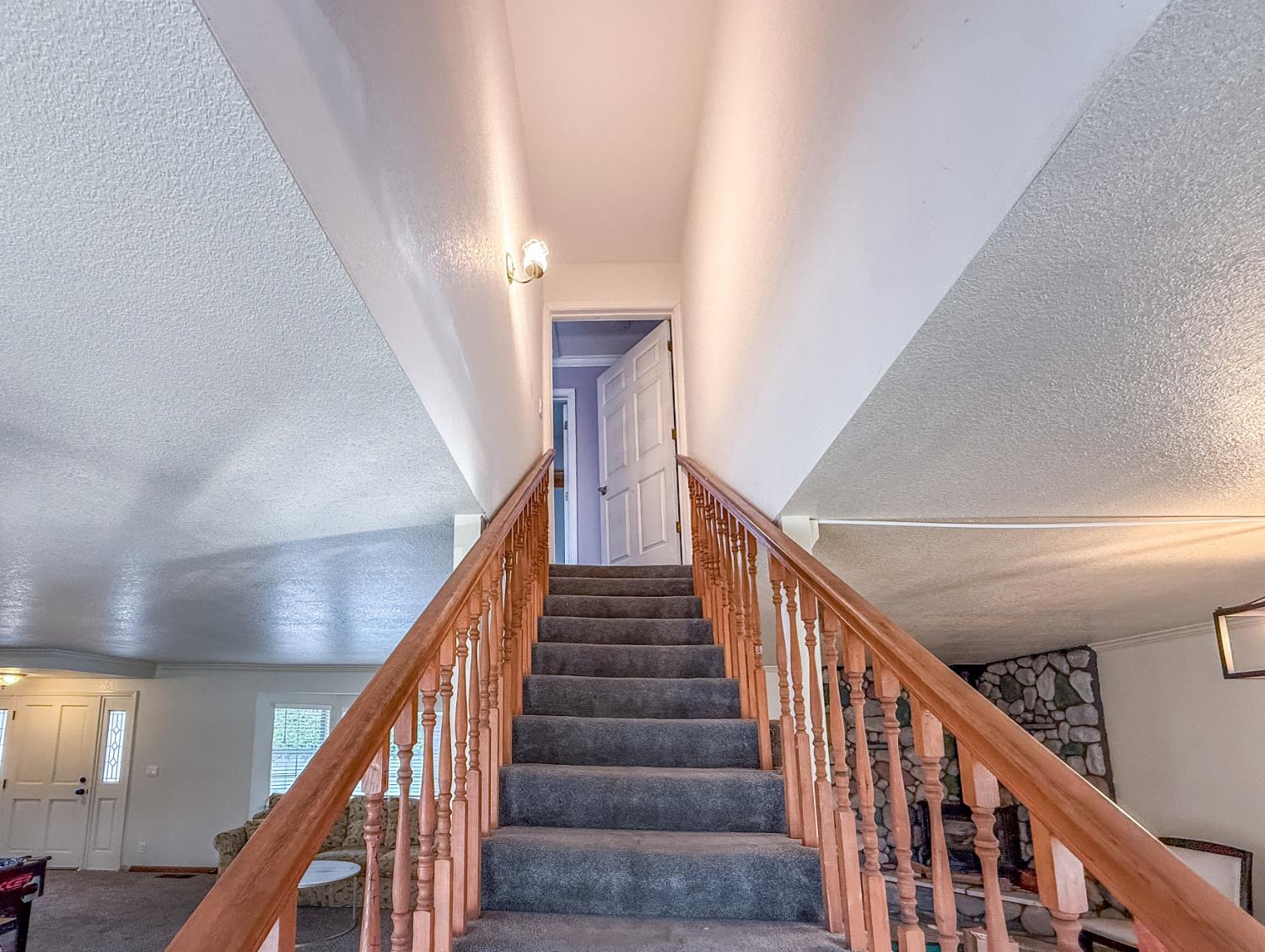 39314 Manzanita Dr, Oakhurst, CA 93644