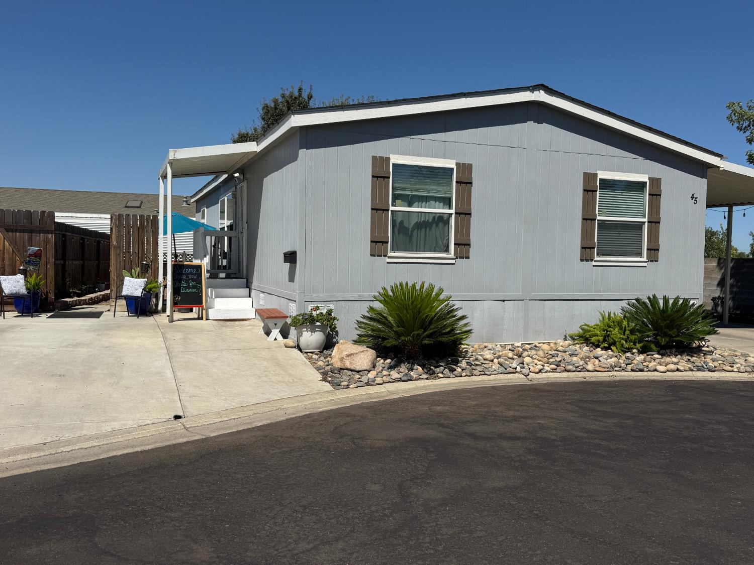 2575 S Willow Ave #SP 45, Fresno, CA 93725