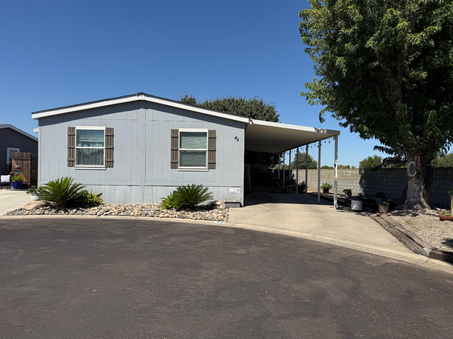 2575 S Willow Ave #SP 45, Fresno, CA 93725