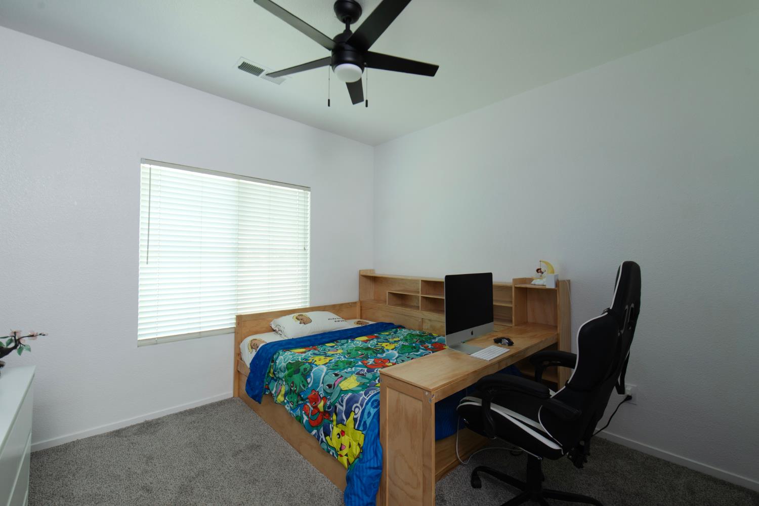 1848 W Merritt St, Hanford, CA 93230
