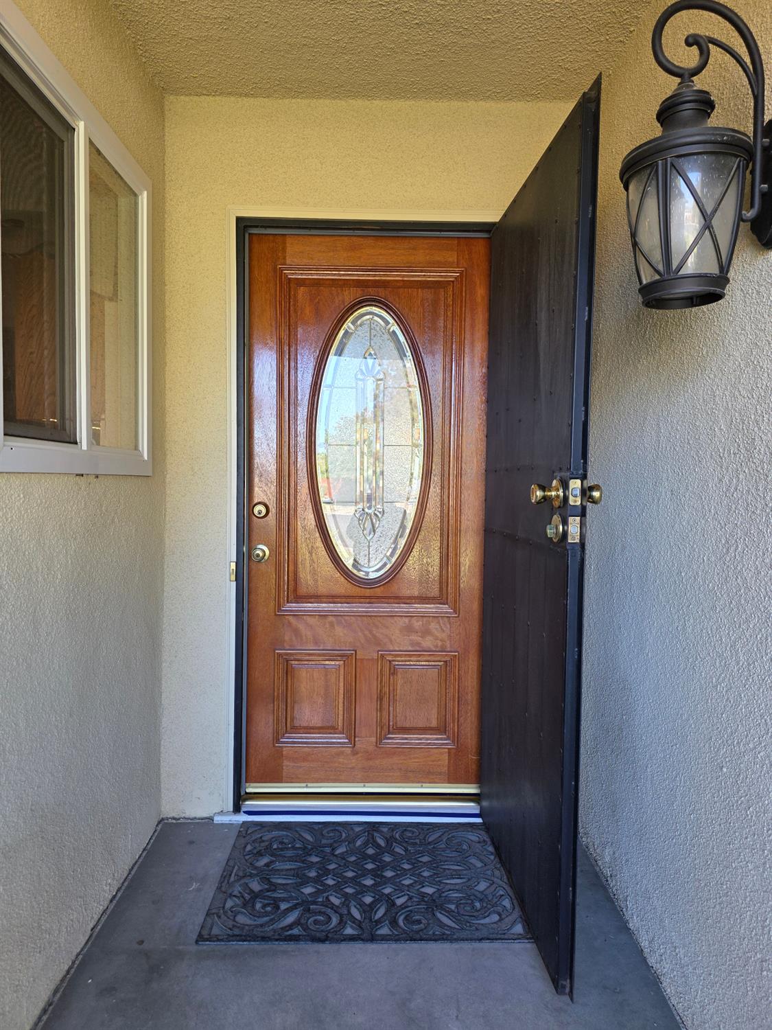 2833 E Paul Ave, Fresno, CA 93710