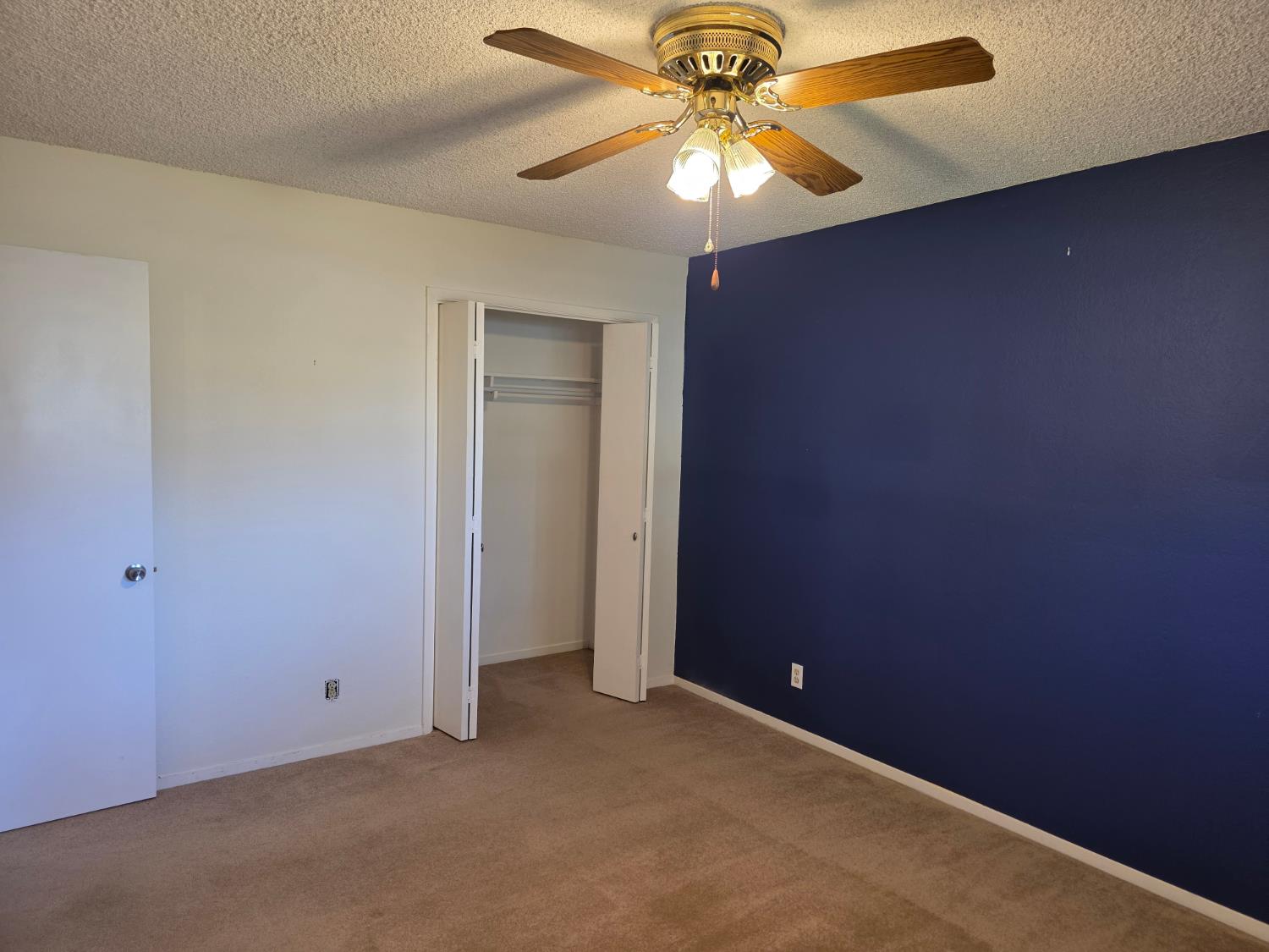 2833 E Paul Ave, Fresno, CA 93710