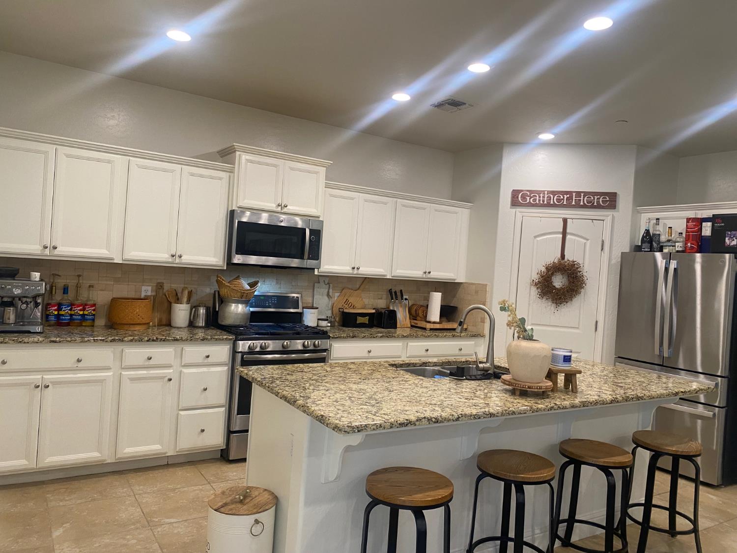 3309 N Filbert Ave, Fresno, CA 93727