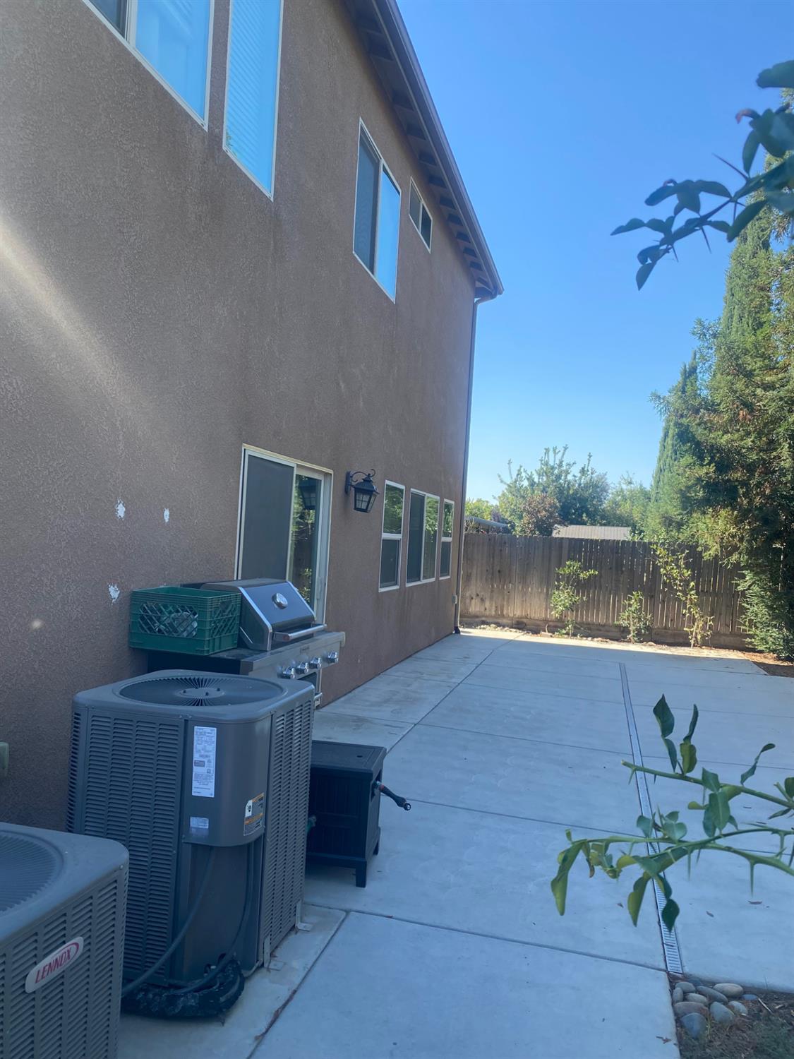 3309 N Filbert Ave, Fresno, CA 93727