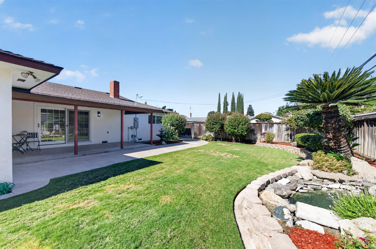 5881 E El Monte Way, Fresno, CA 93727